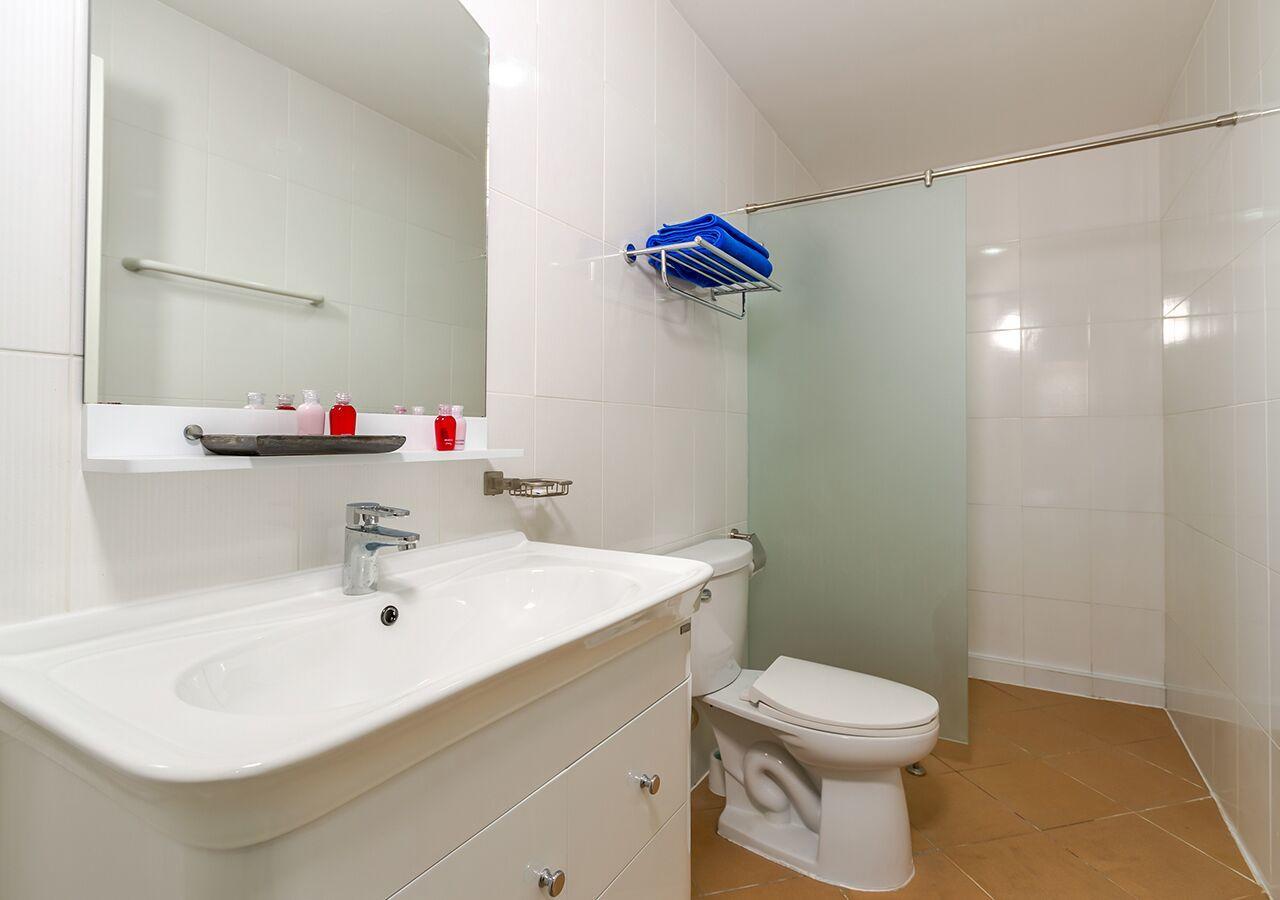 Tropical Sands Guest house Nai Harn