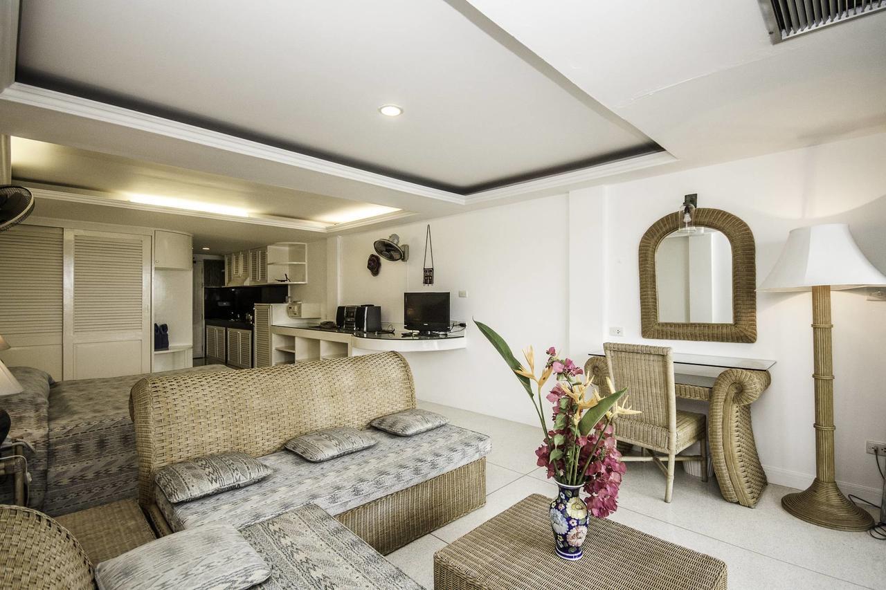 Bougainvillea Terrace House Kata Beach (Phuket)