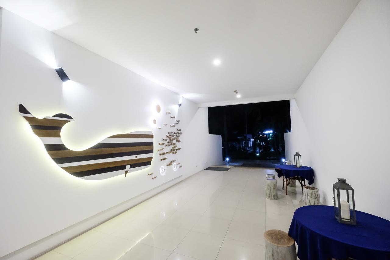 Chalong Beach Hotel Phuket Resort 3*