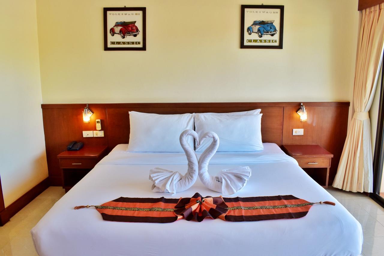 Hotel Outdoor Kata Beach (Phuket)