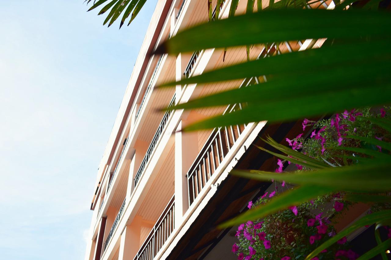 Outdoor 3* Kata Beach (Phuket)