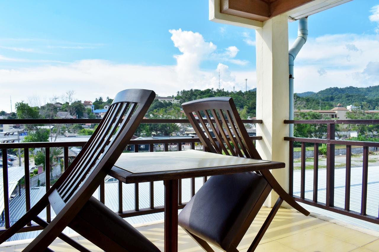 Outdoor Hotel