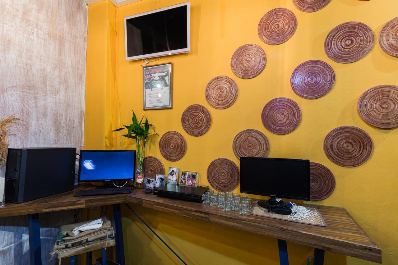 Wire Hostel *