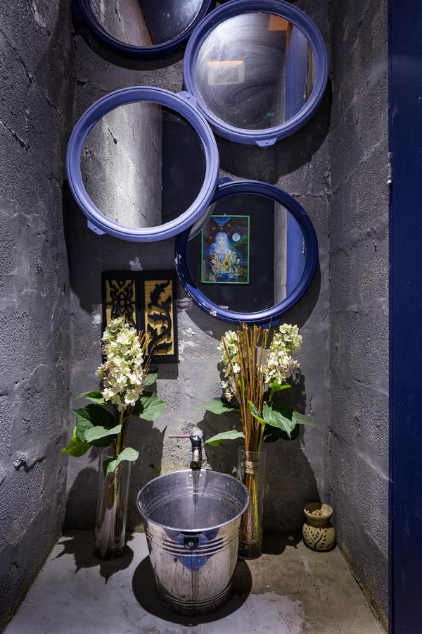 Wire Hostel