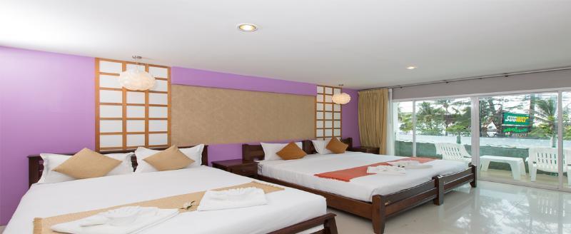 Time Out Beachfront Hotel 3*