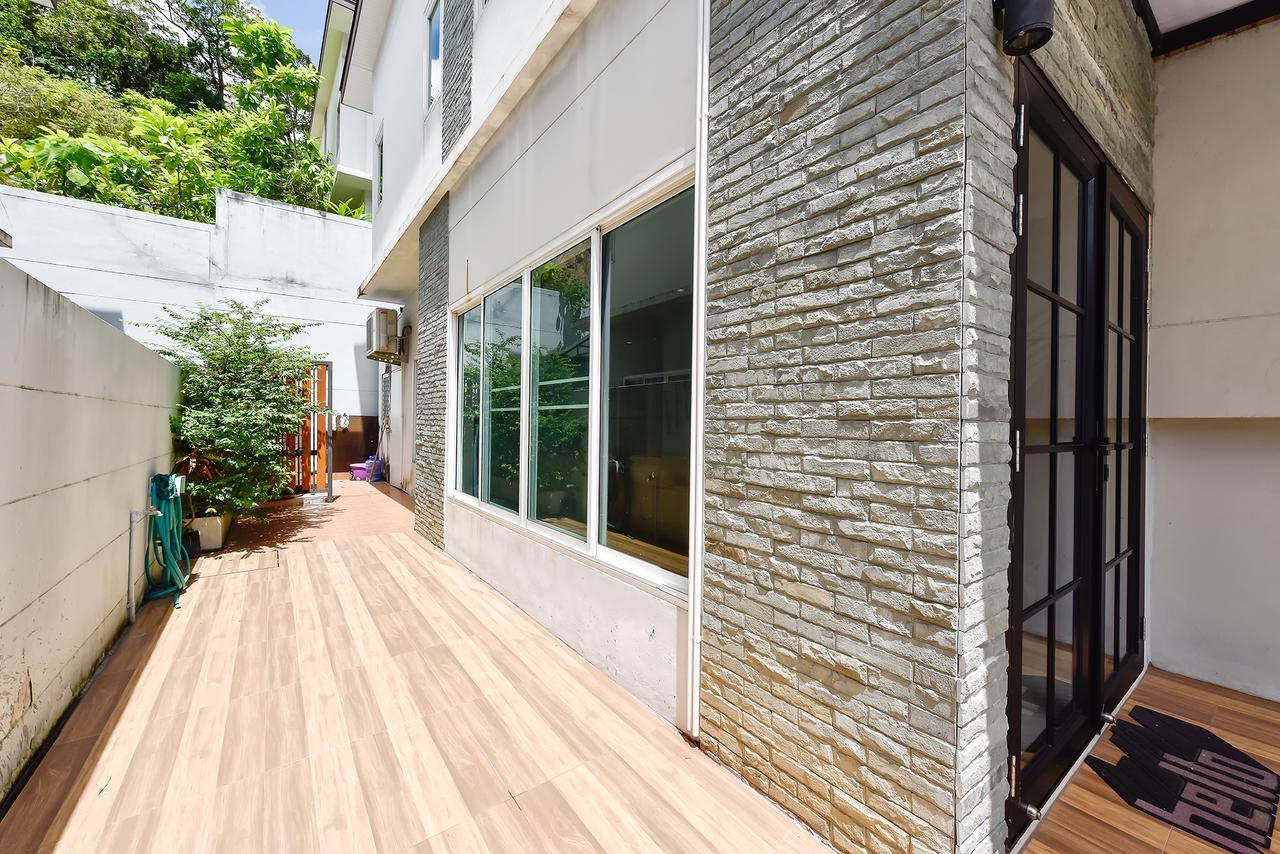 Modern House Patong Hill - 7 Beds - Kitchen