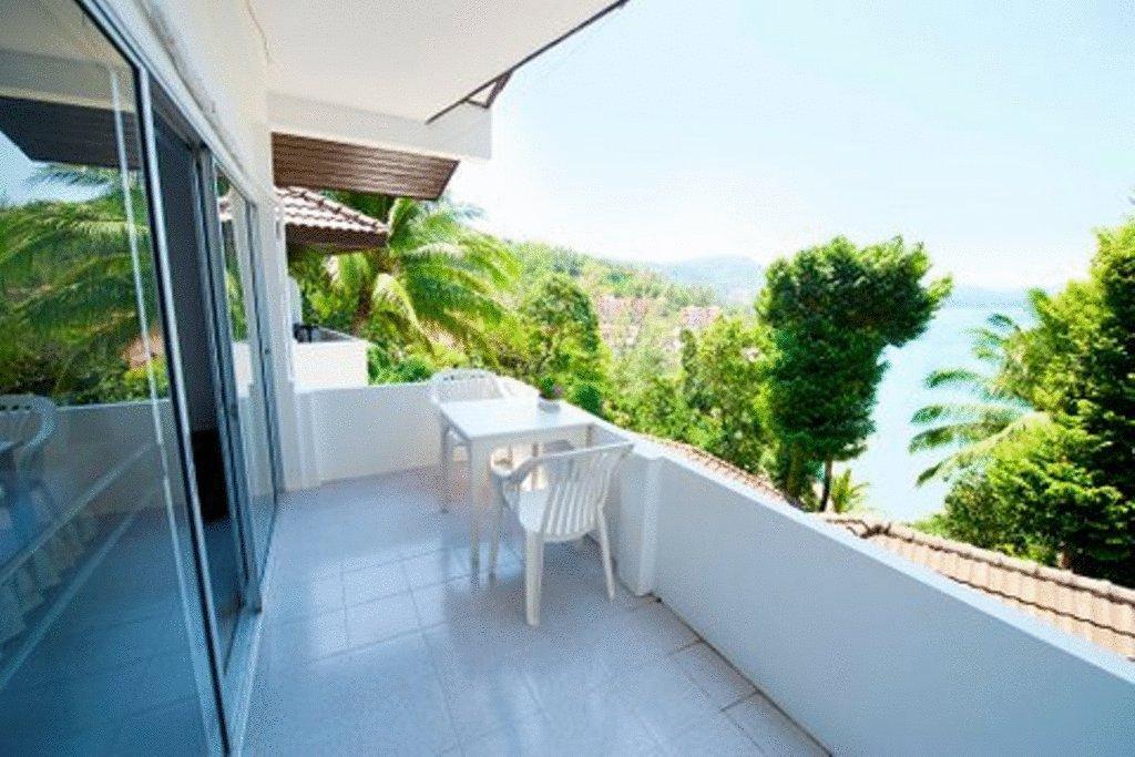 Cliff Contemporary Boutique Bungalows Karon