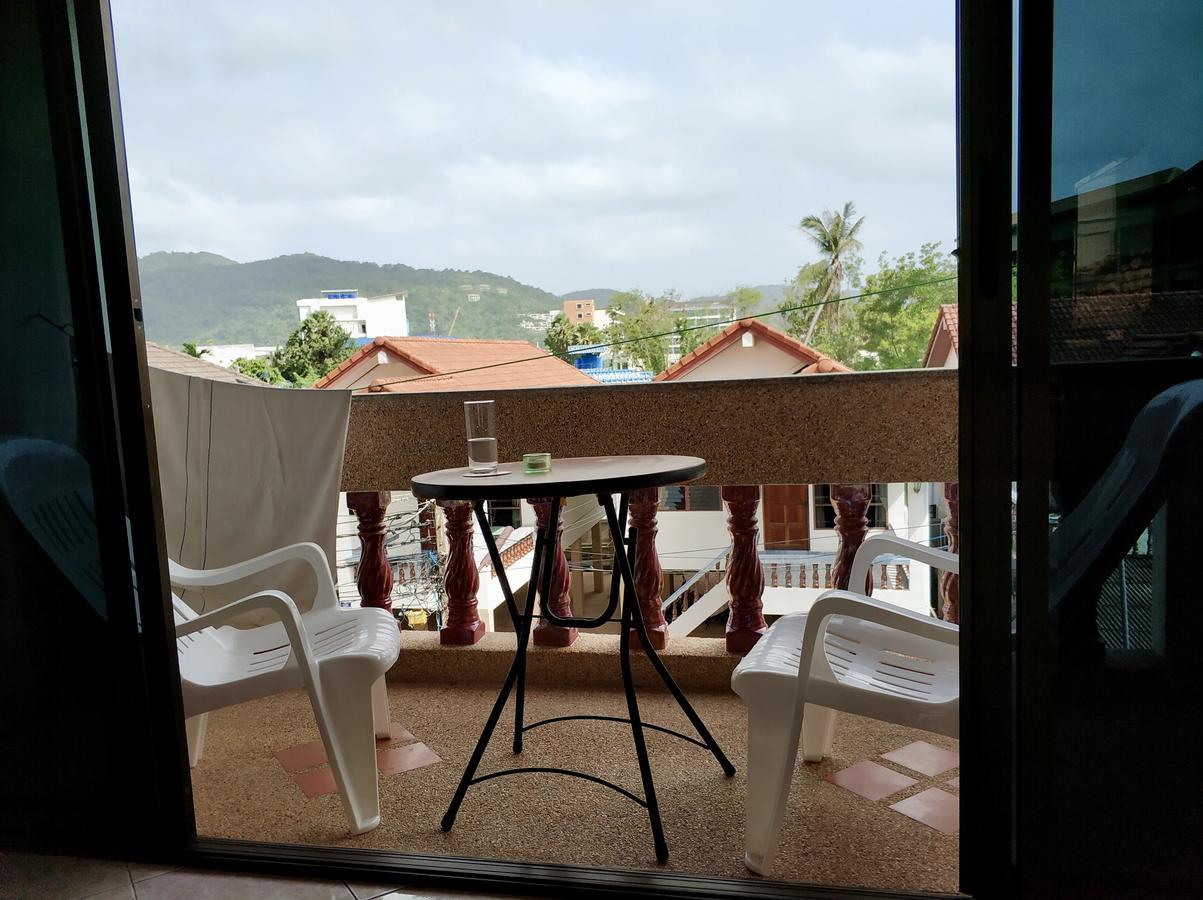 Waree's Kata Beach (Phuket)