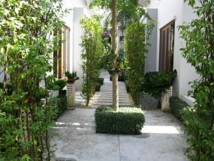 Resort Pure & Pam Village 3*