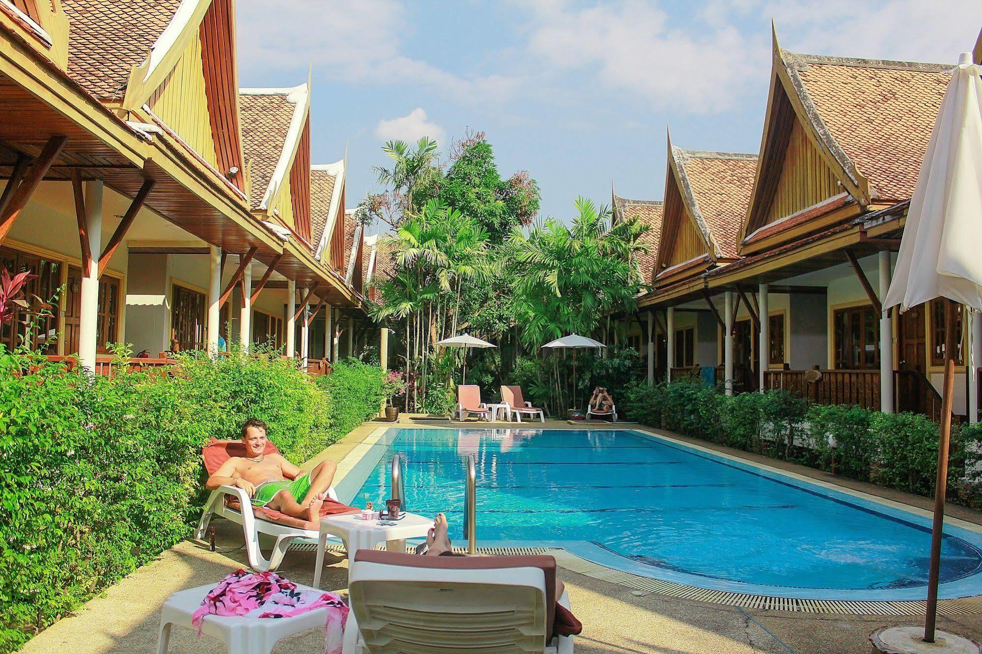 Resort Bangtao Village - Sha 3*