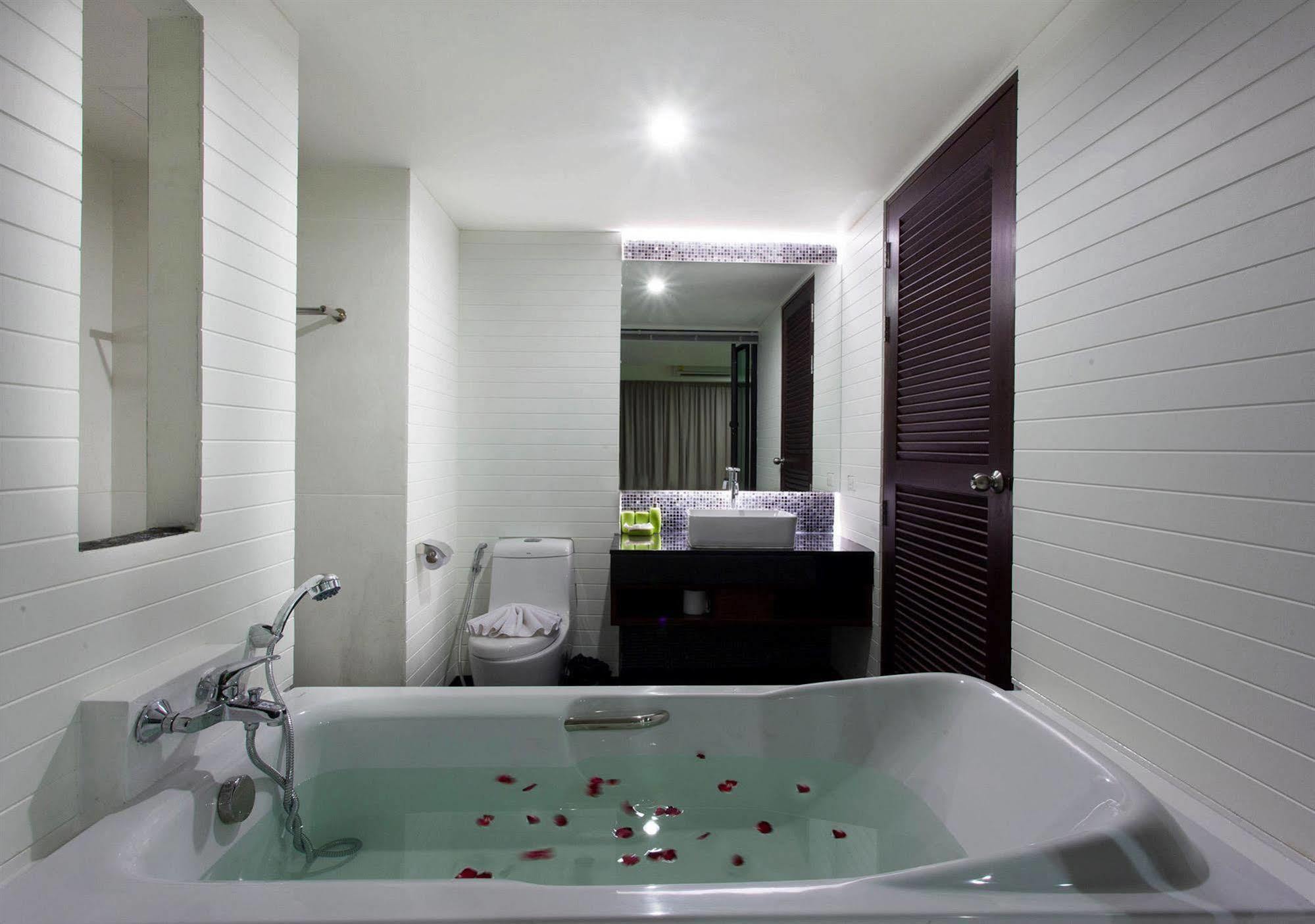 Coco 3* Phuket