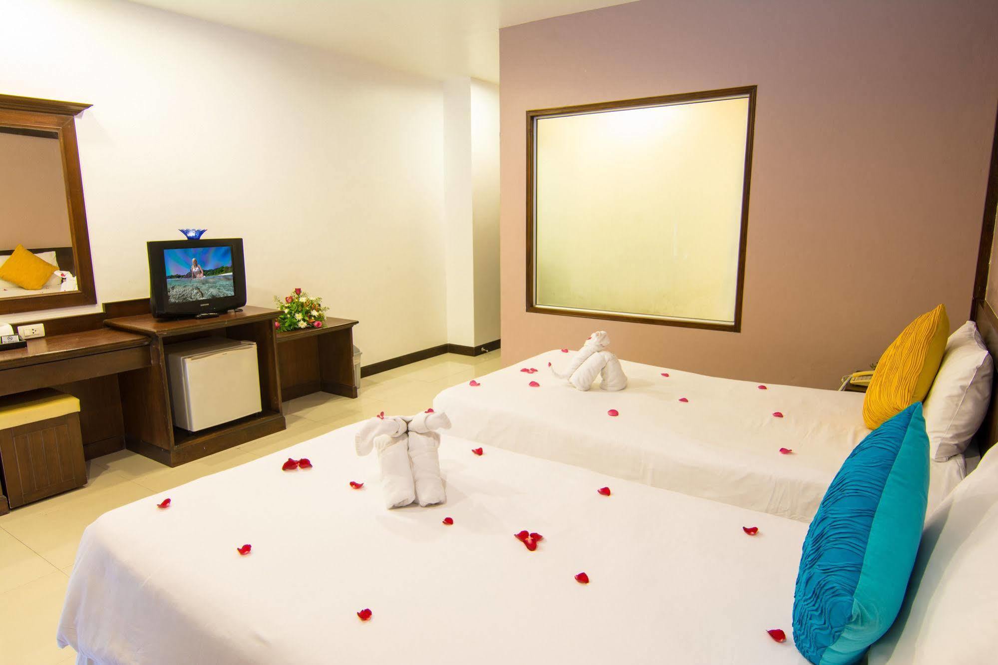Yk Patong Resort Hotel Patong