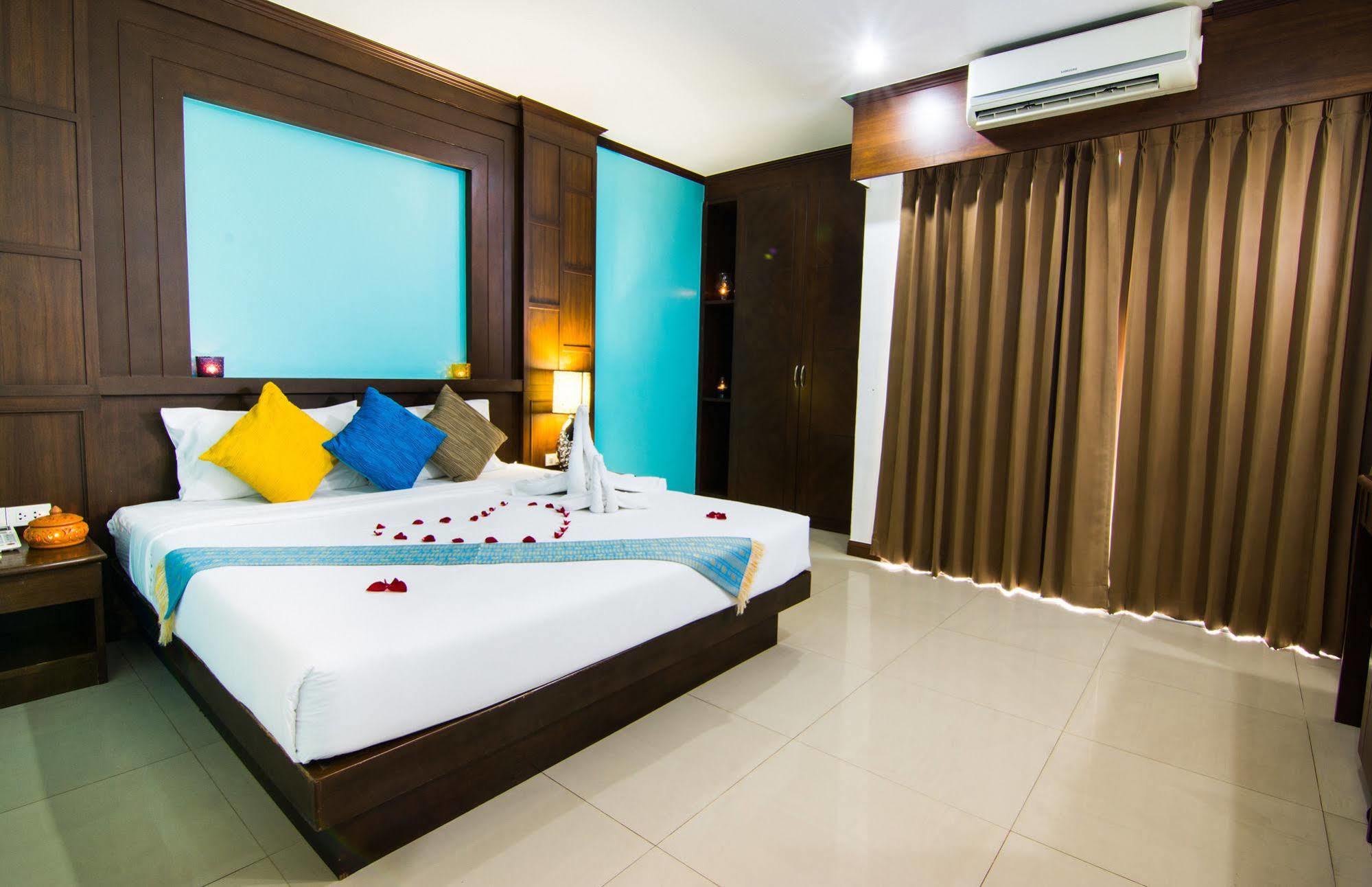 Yk Patong Resort Hotel