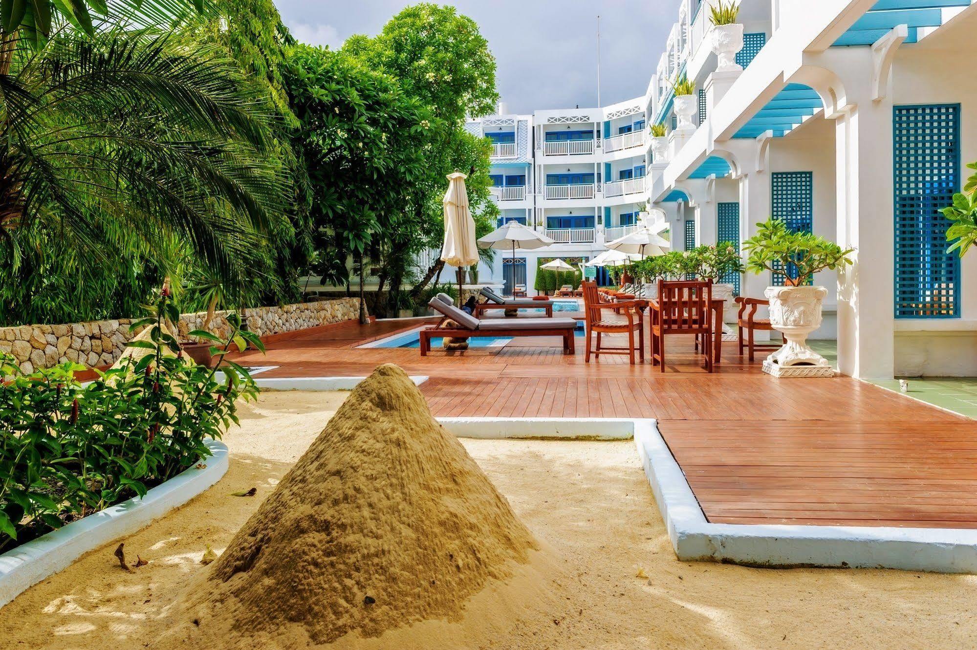 Hotel Andaman Seaview, - Sha Karon