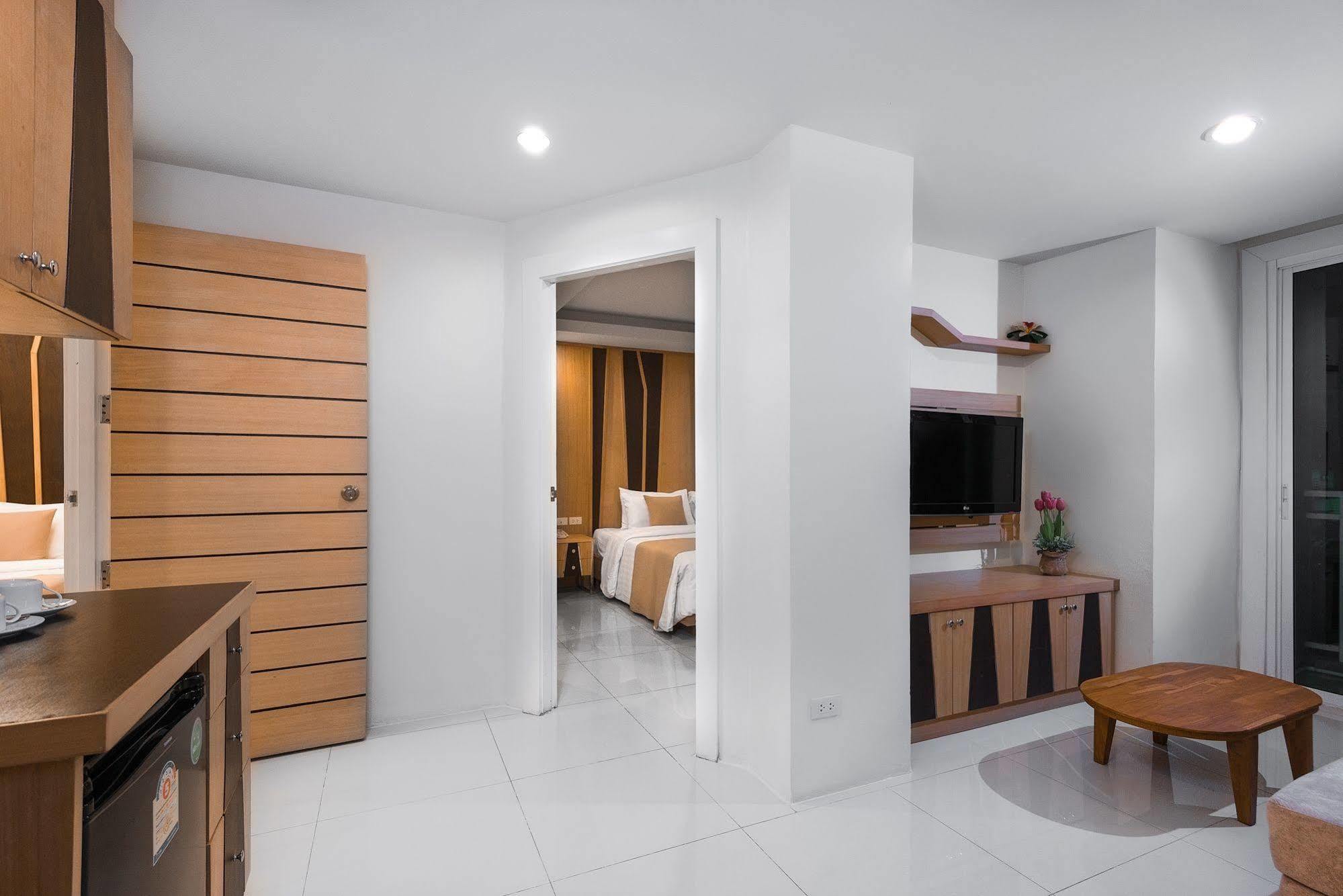 The Allano 4*