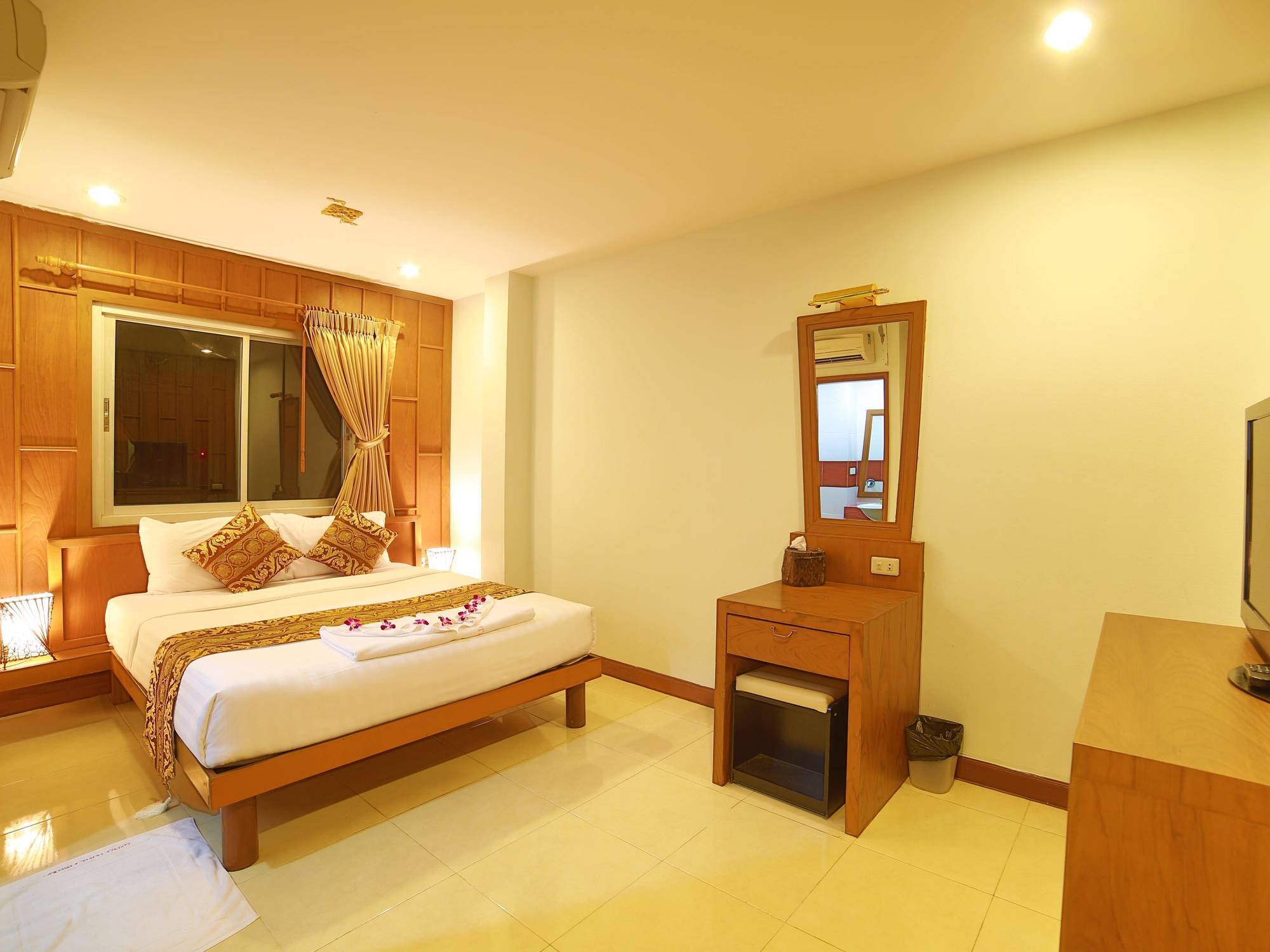Lotus Guest house 2*