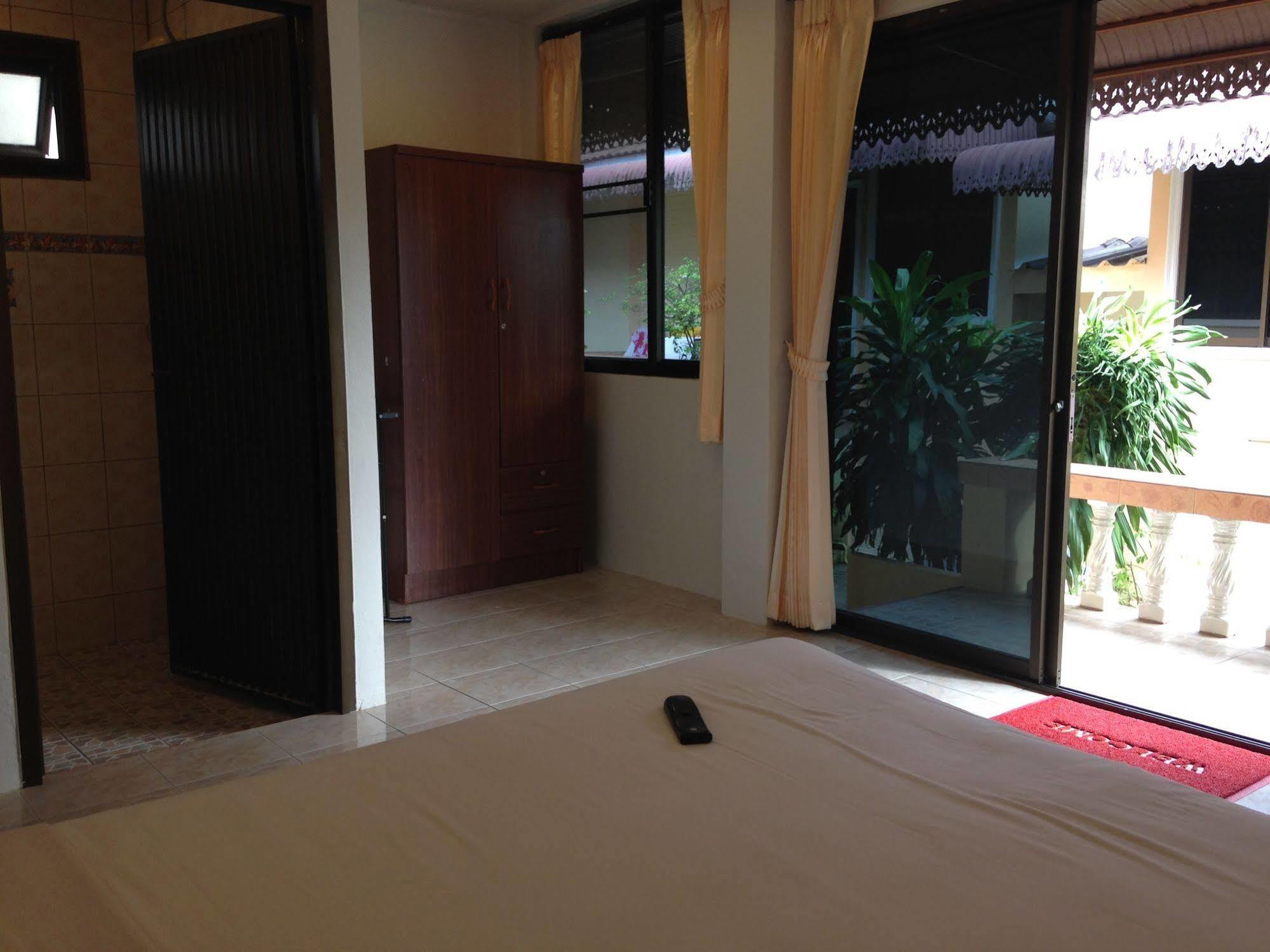 Hotel Naiyang 2*