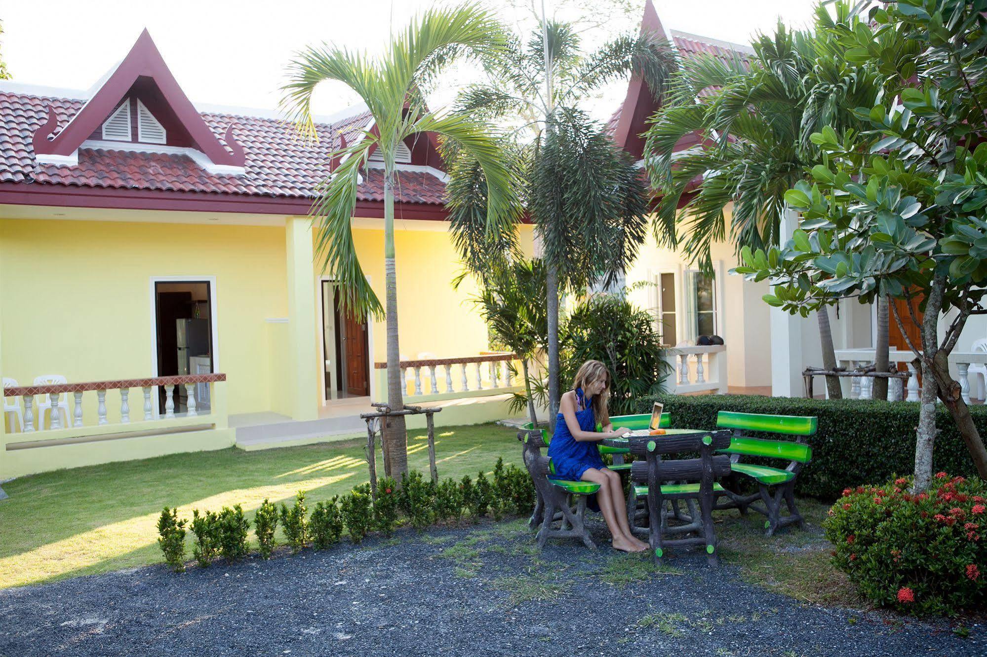 Hotel Lucky Lek 3*