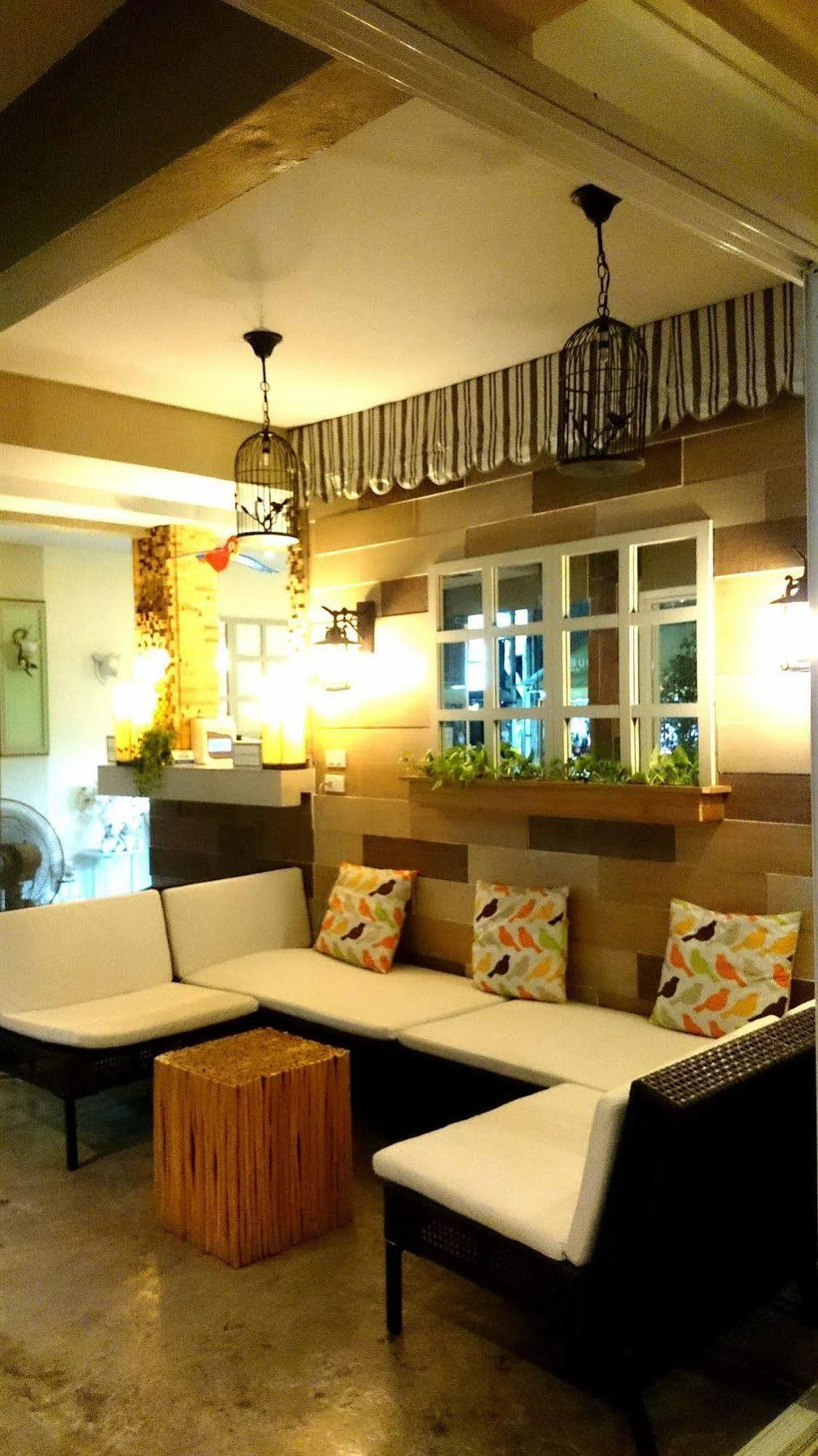 Limburi Hometel Hotel