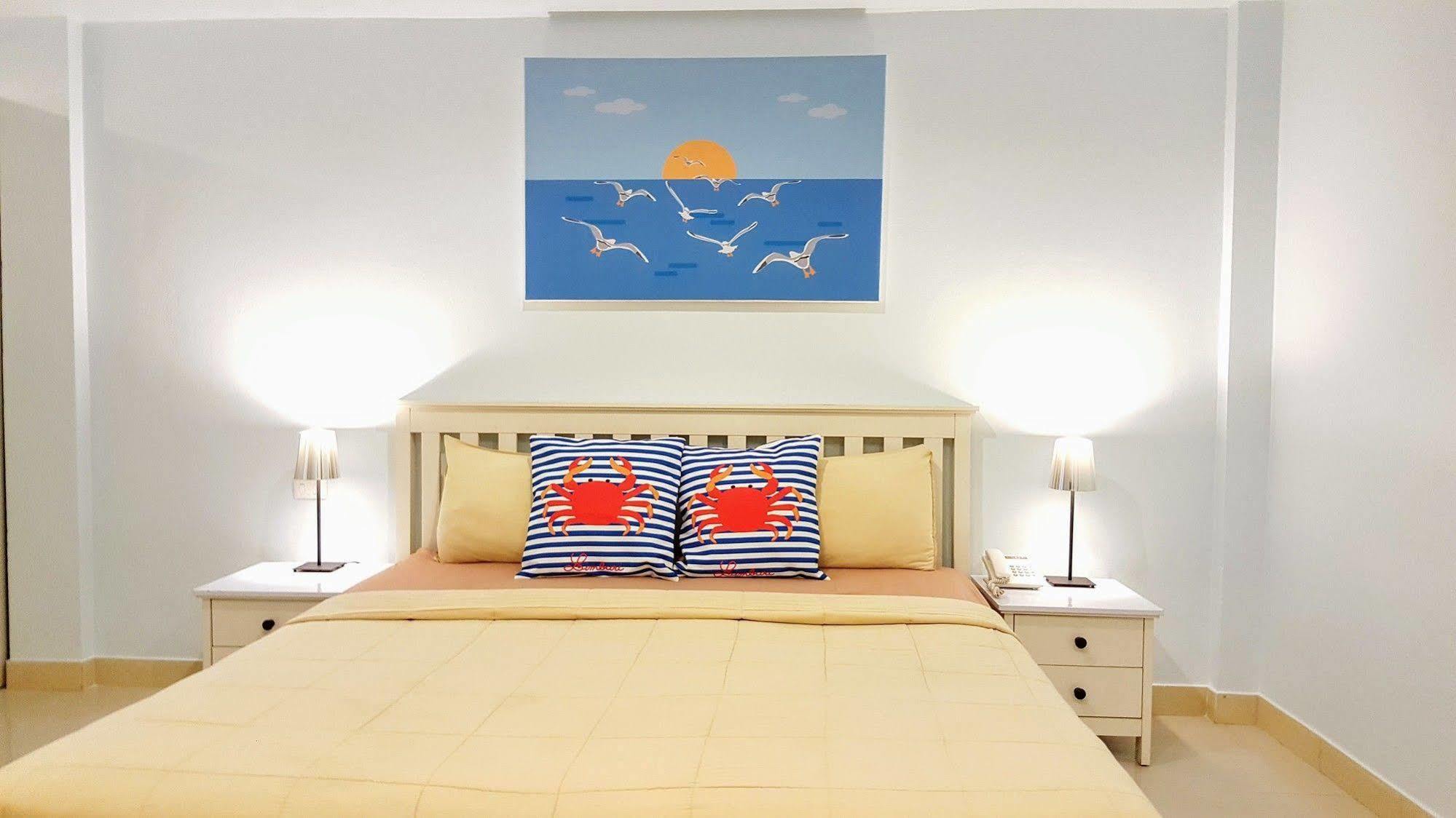 Limburi Hometel Hotel Phuket