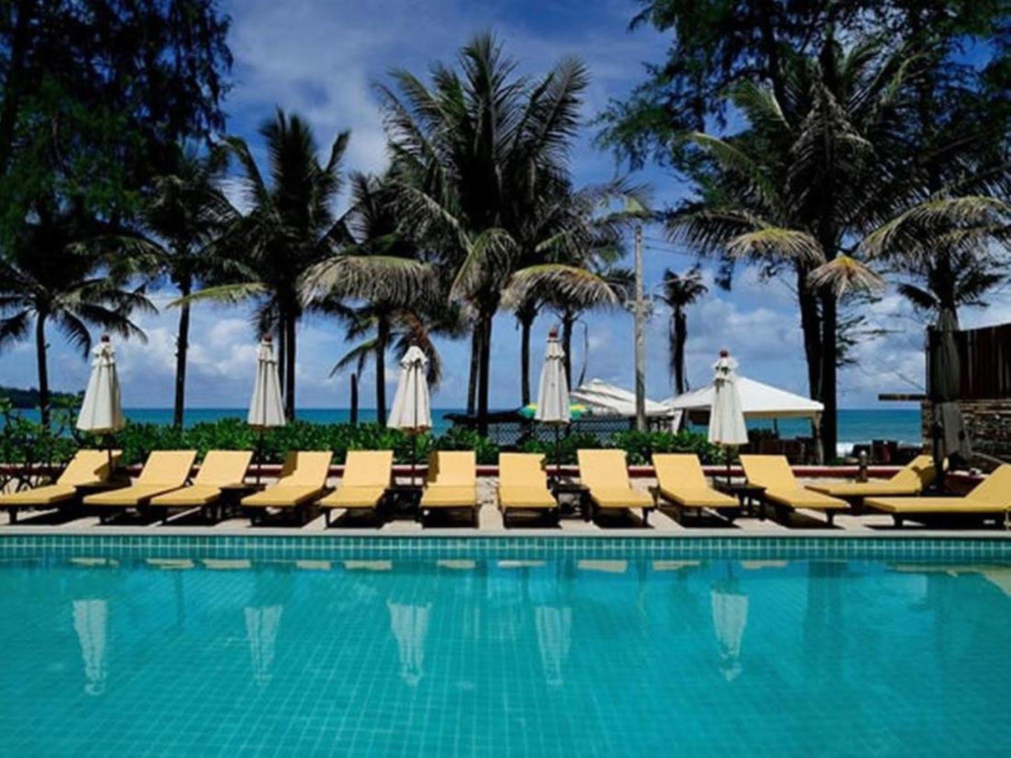 Hotel Beachfront Kamala Beach