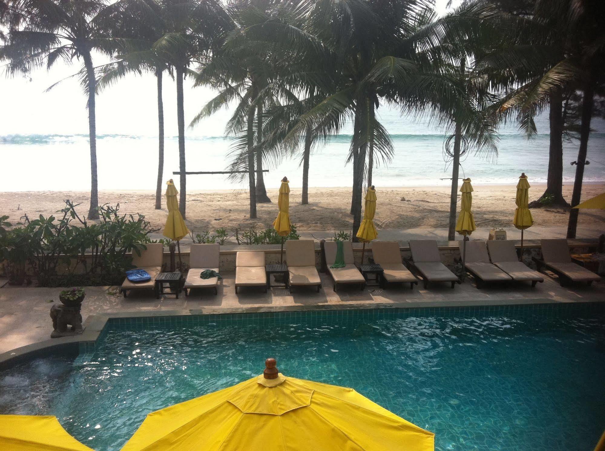 Beachfront Hotel Kamala Beach