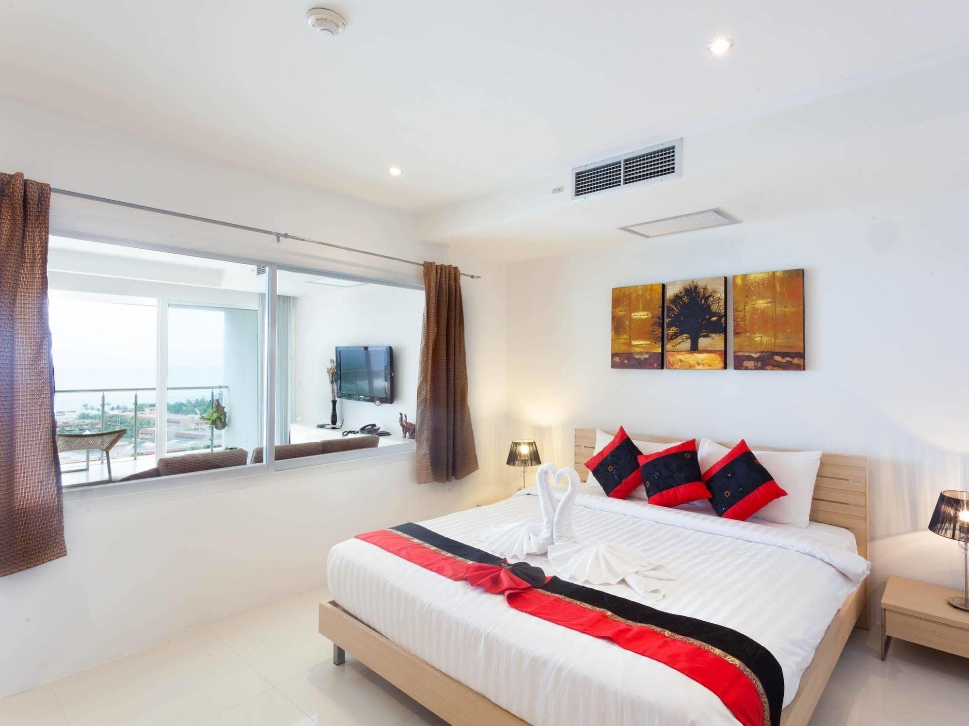 Sunset Plaza By Resava Apartment *