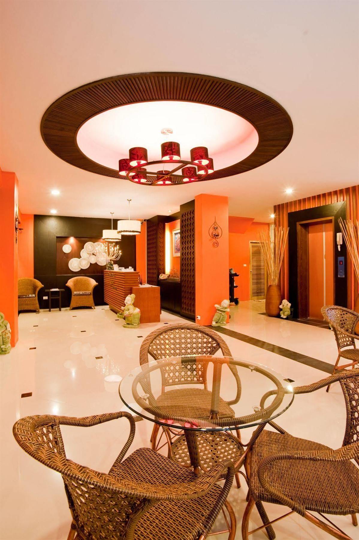 Deva Patong 3*