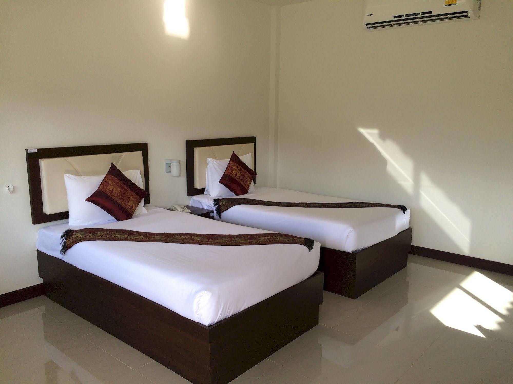 Inn Phuket Airport 4*