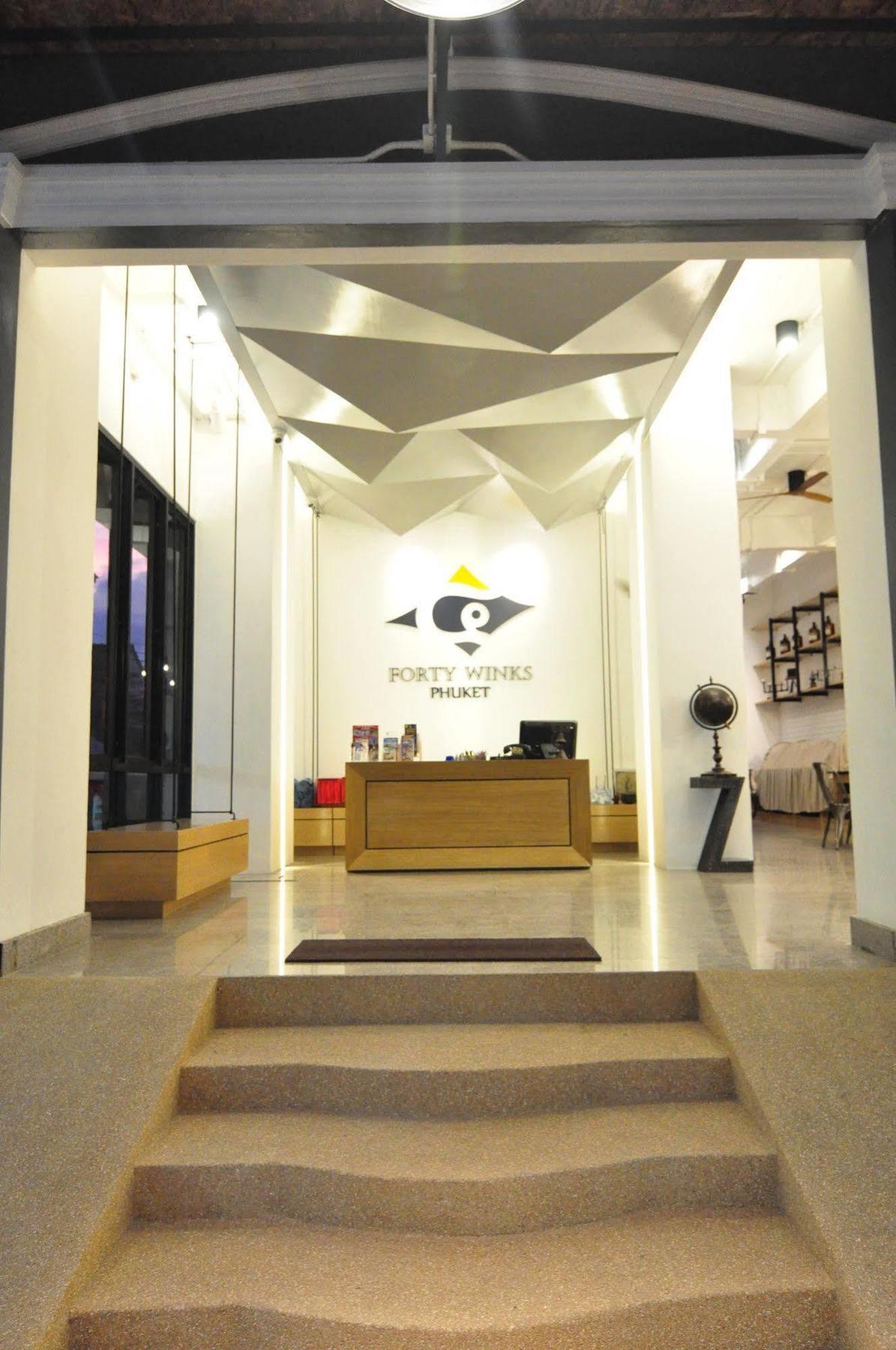 Forty Winks Phuket Hotel