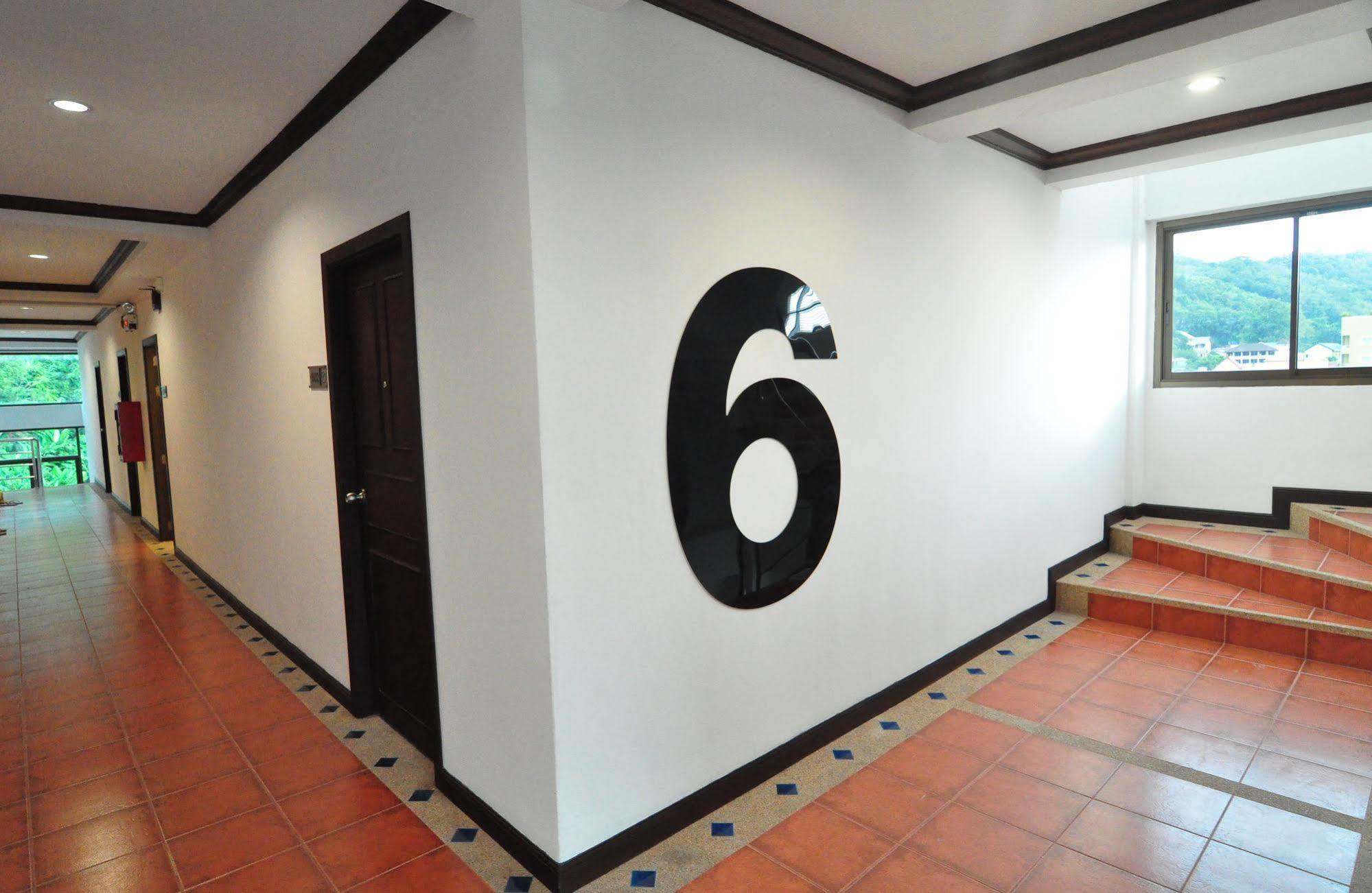 Hotel Forty Winks Phuket