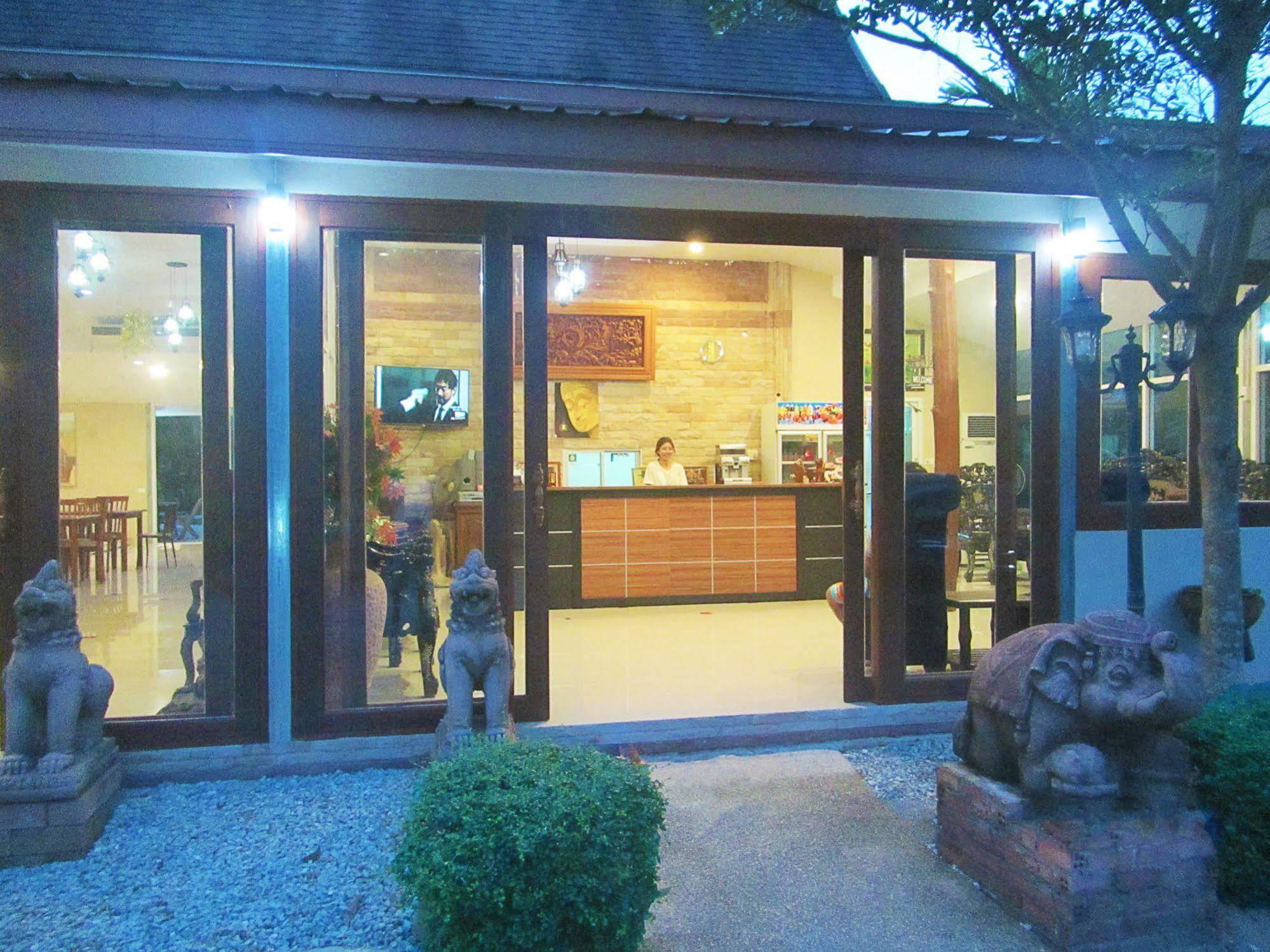Yuwadee Resort 4*