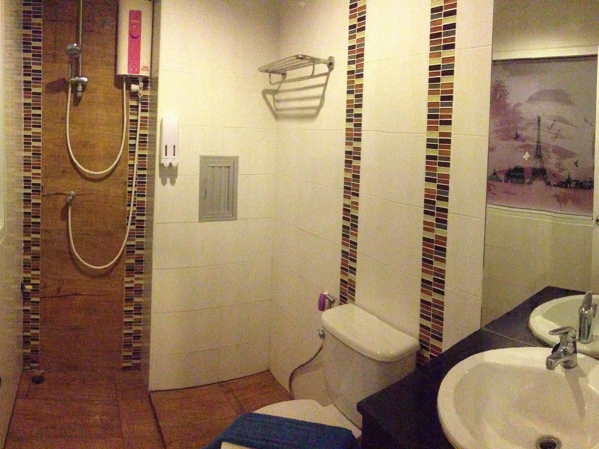 Onibaku Hotel 2*