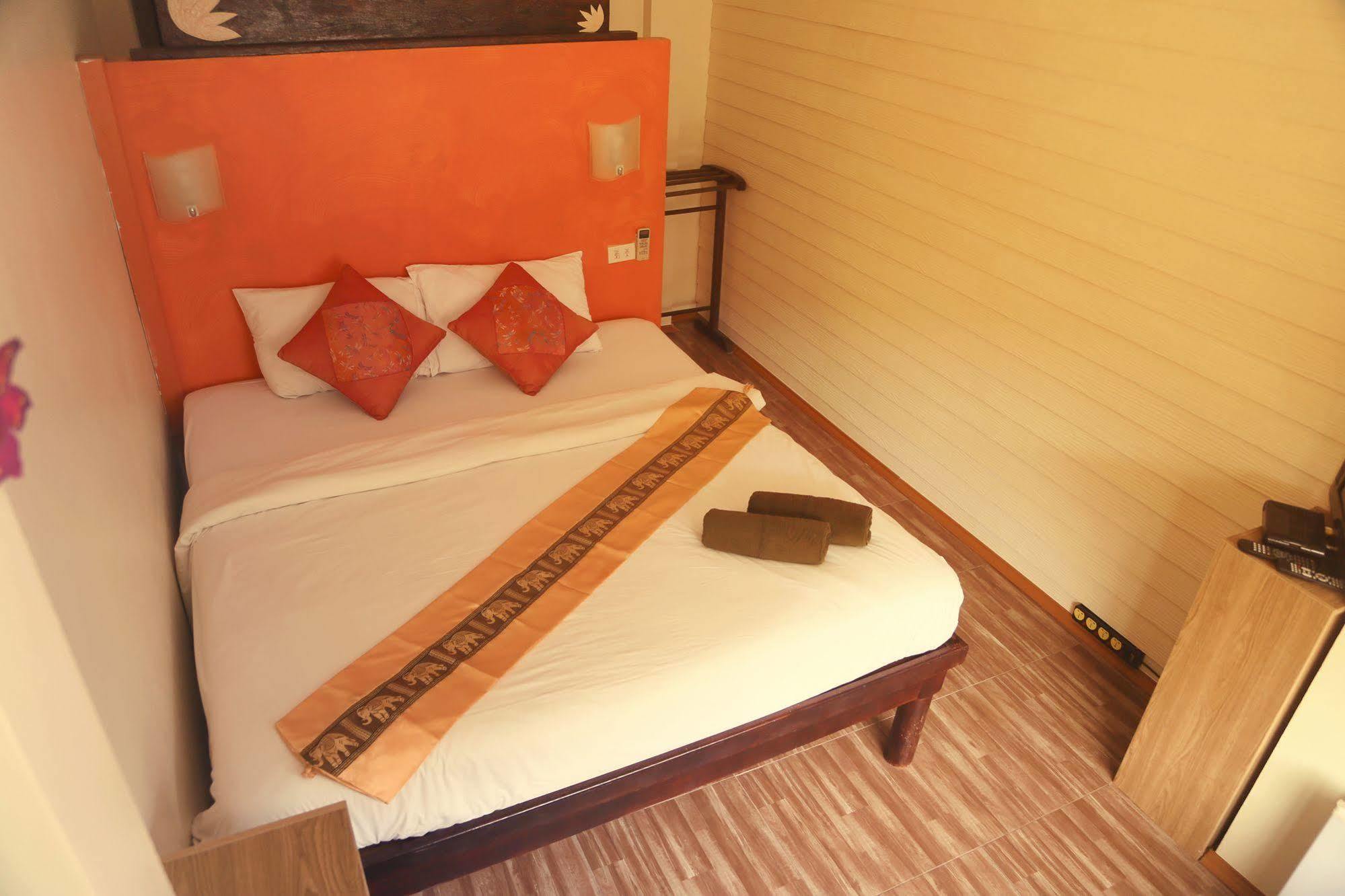 Resort Boondaree Kata Beach (Phuket)