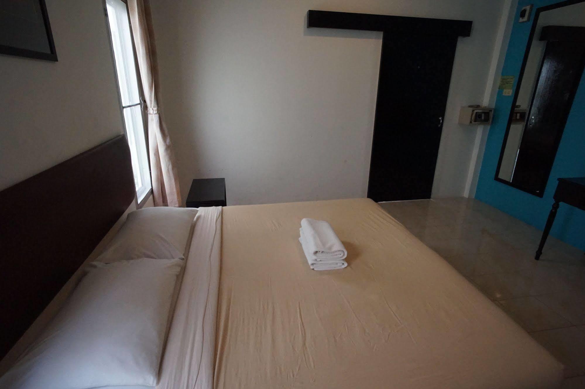 Hotel Phuket Garden 3*