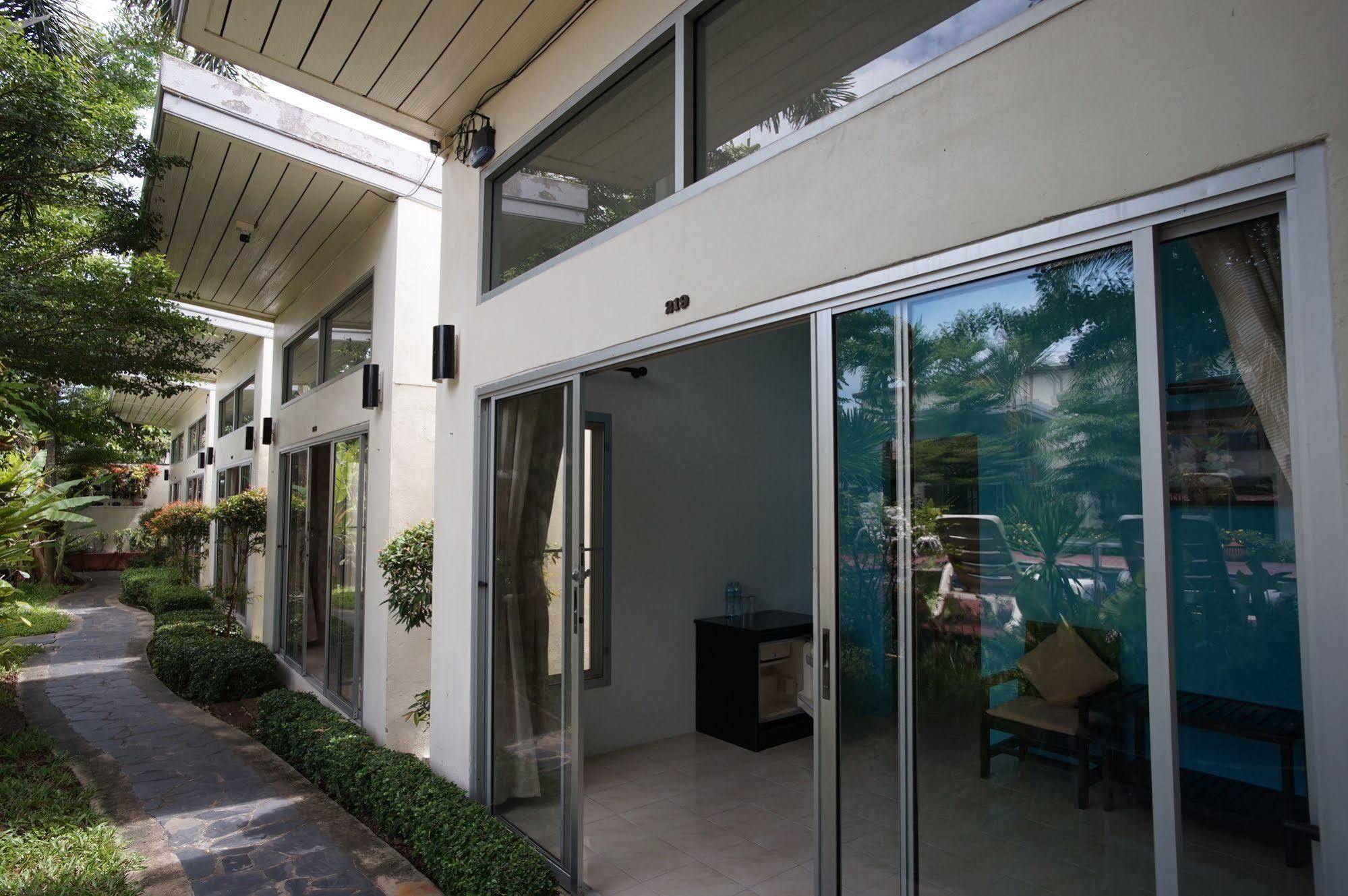 Hotel Phuket Garden Chalong