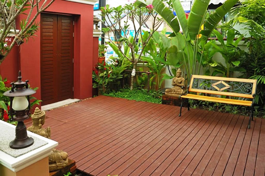 Beachfront 3* Kamala Beach