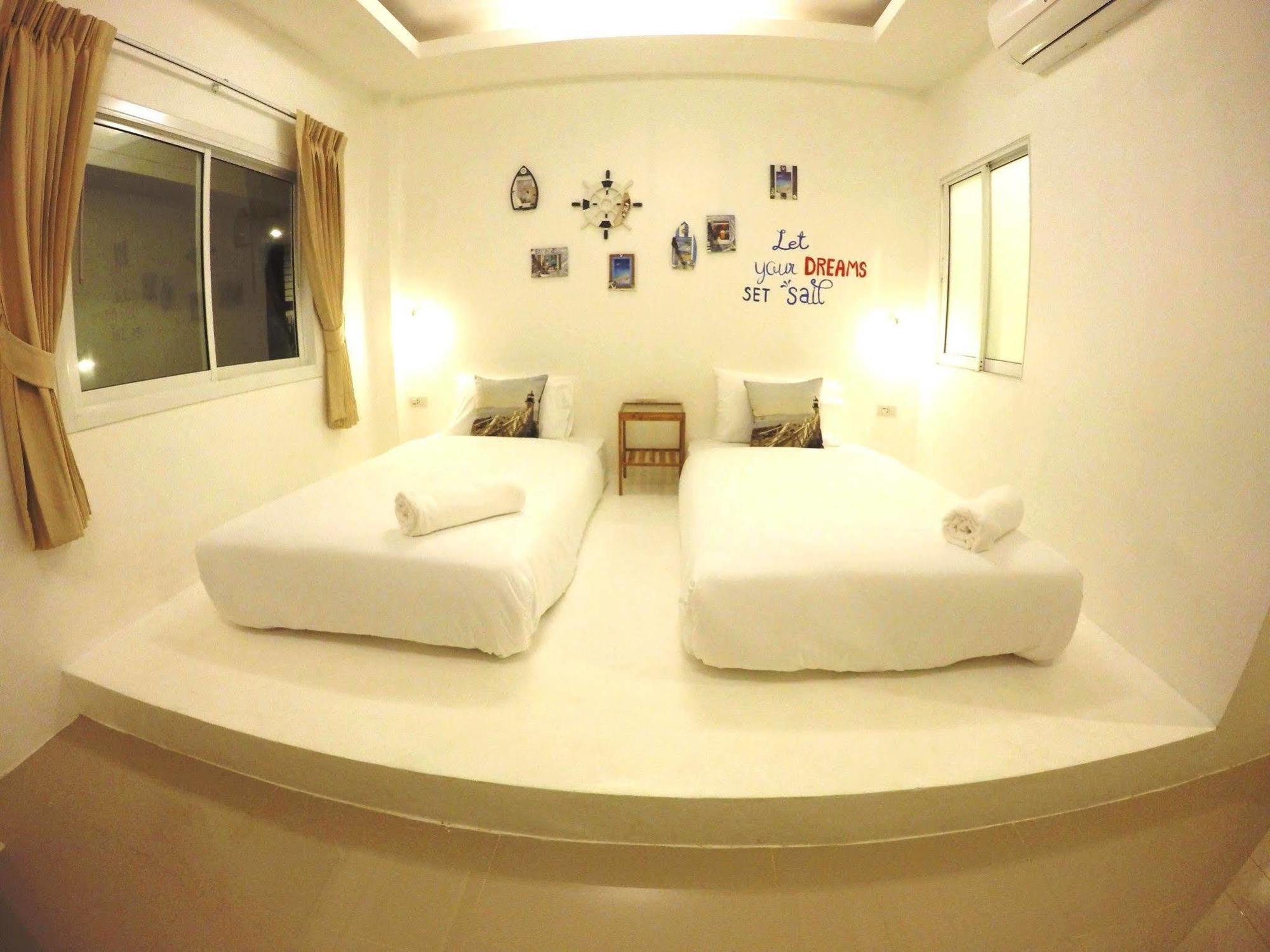 At We 2* Patong