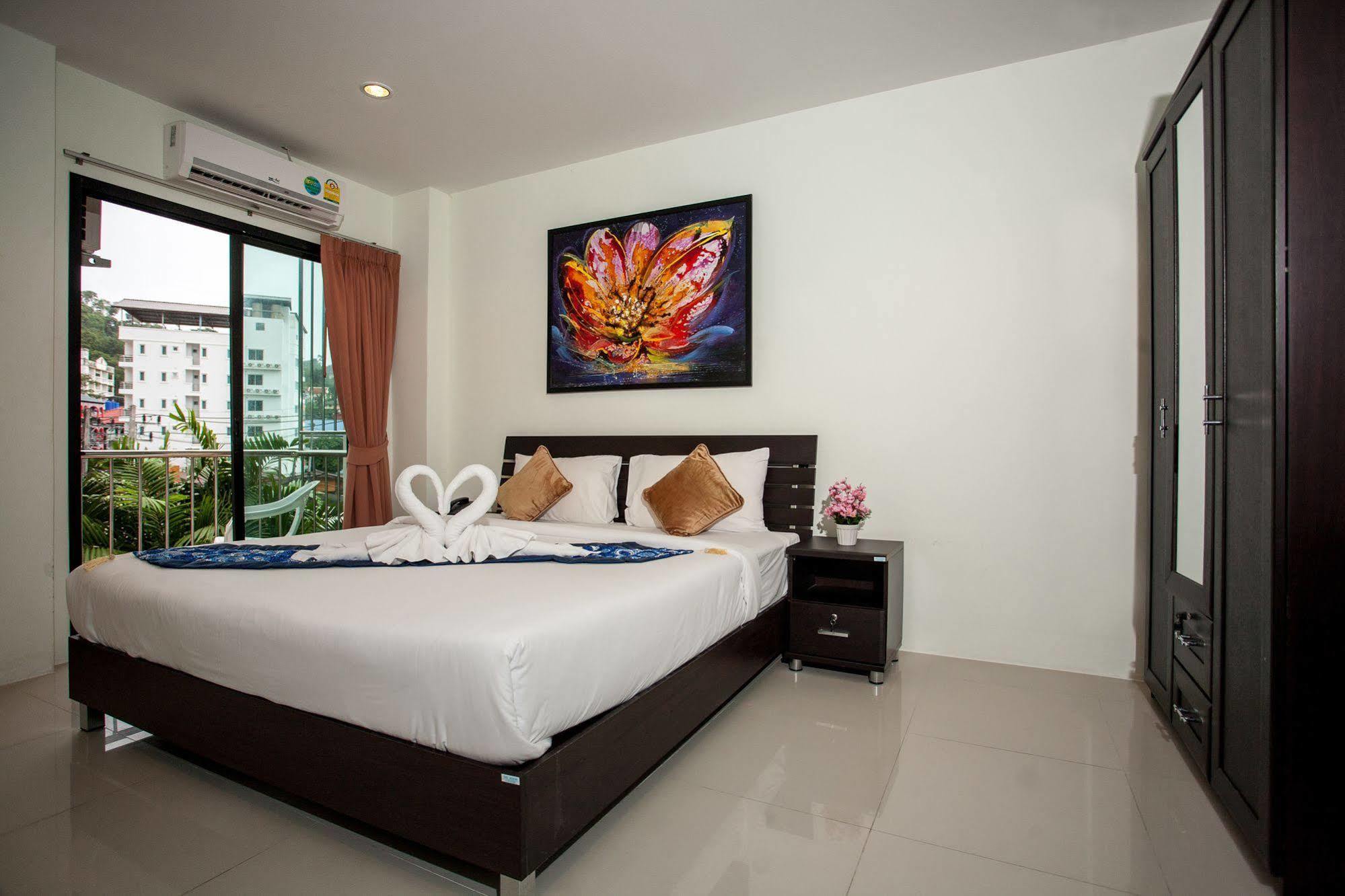 The Wave Patong Sha Hotel 3*