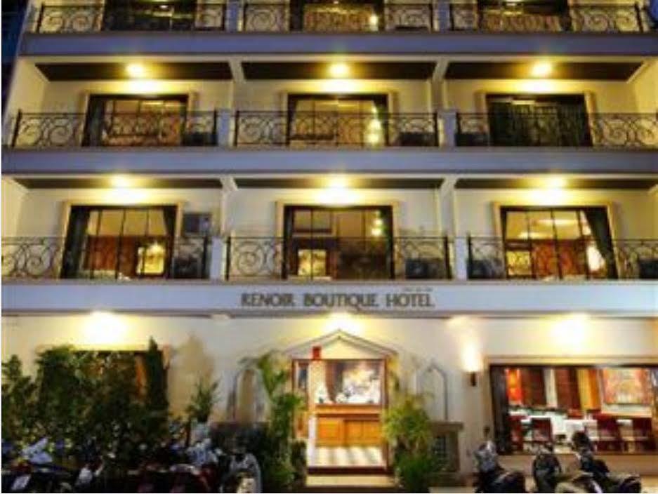 Renoir Boutique Hotel 3*