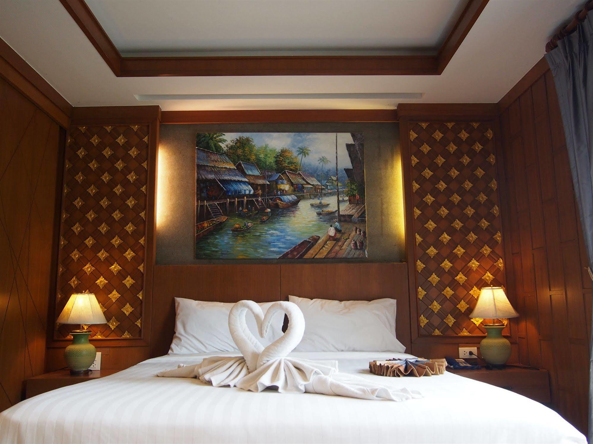 Hotel Renoir Boutique 3*