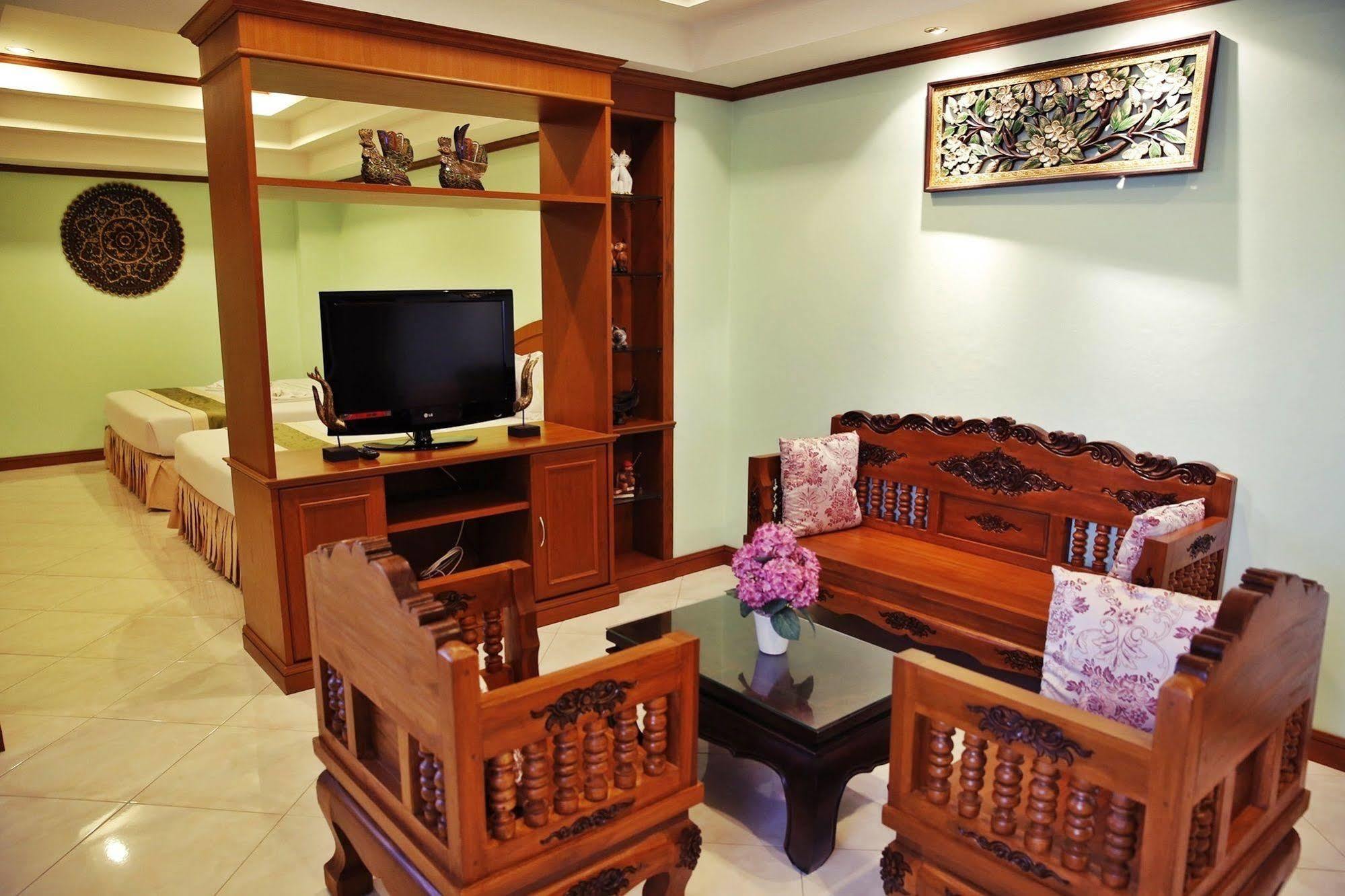 Baan Ss Karon
