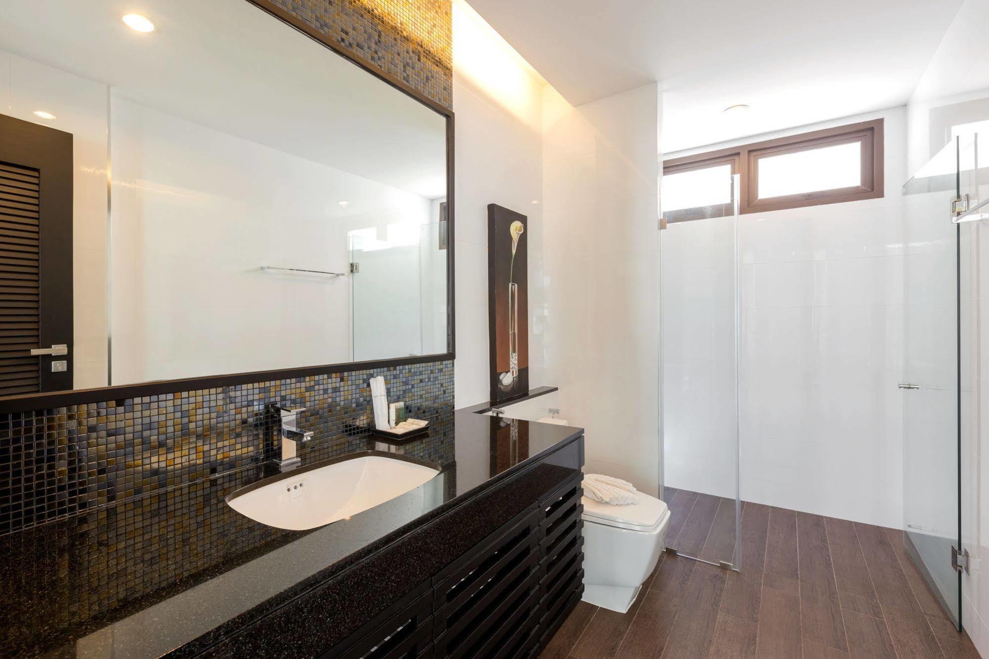 The Regent Private Pool Phuket Villa