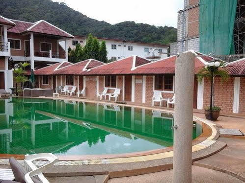 Hotel The Kata 2*