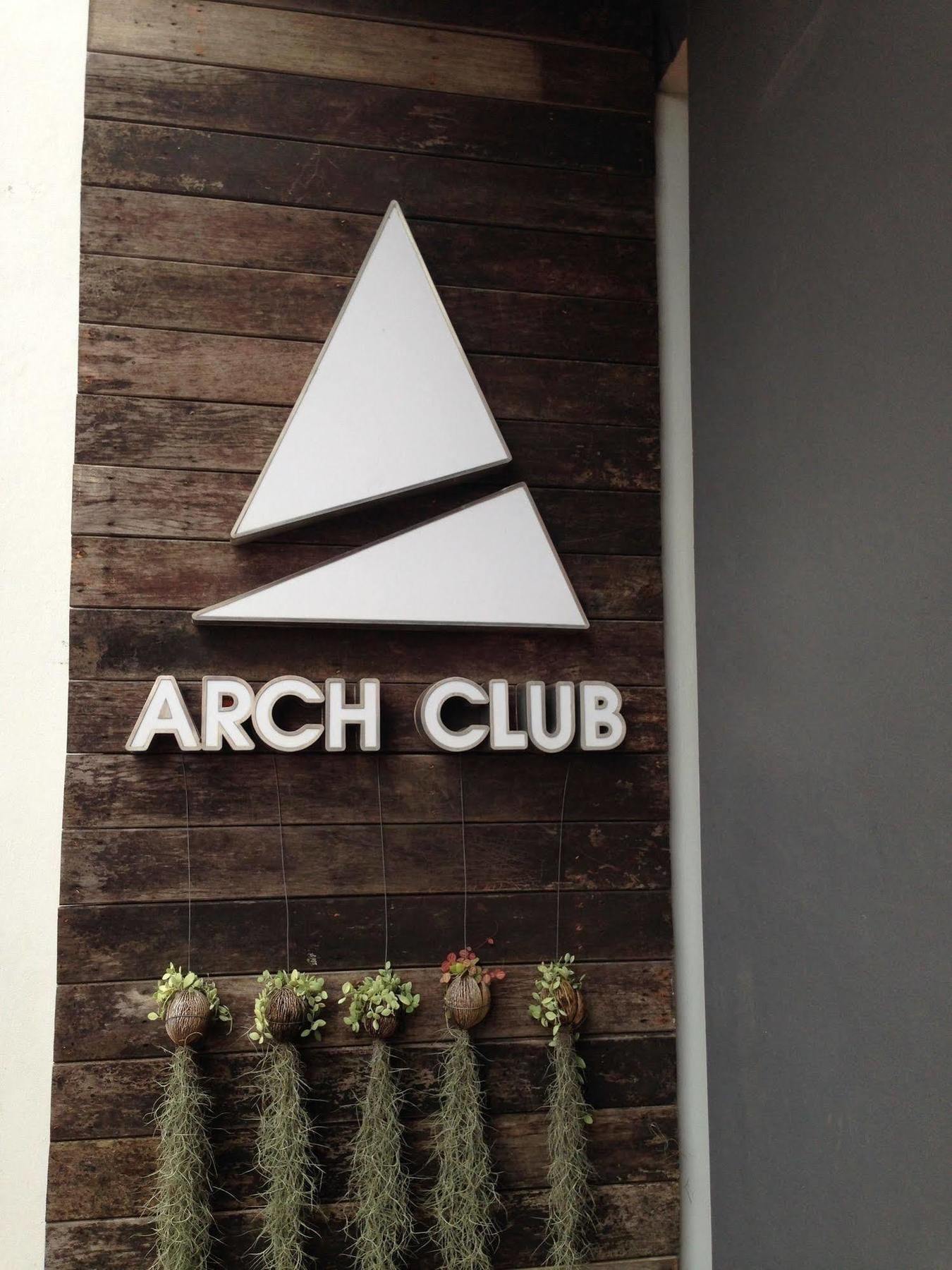 Arch Club 2* Patong