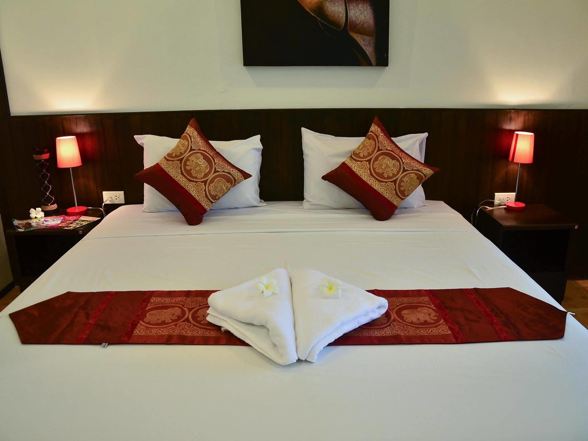 Airport Resort&spa - Sha Extra Nai Yang Beach