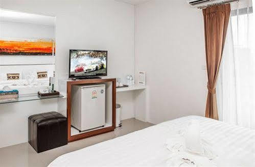 Modern Place Patong