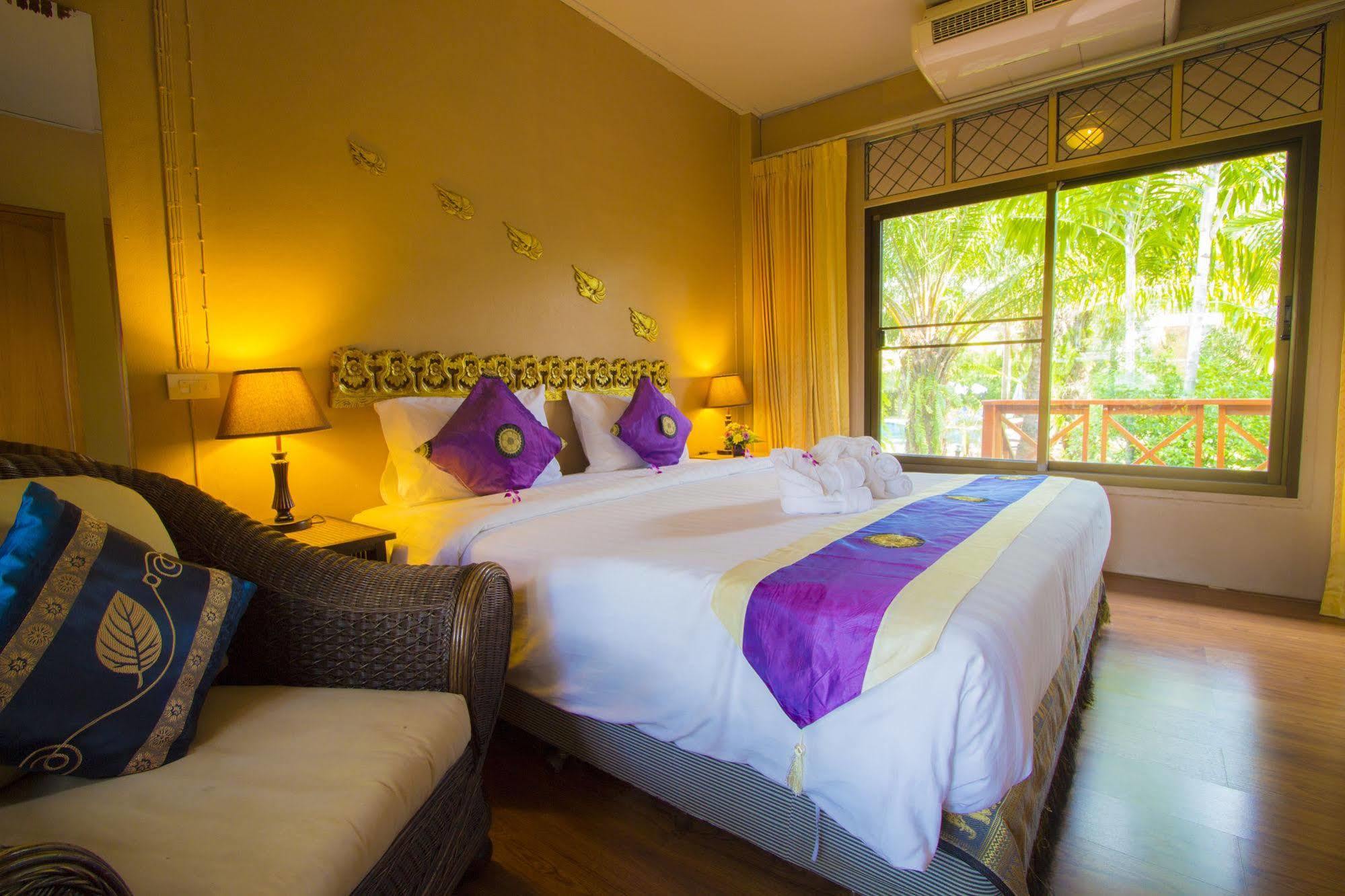 Hotel Chaba Beach