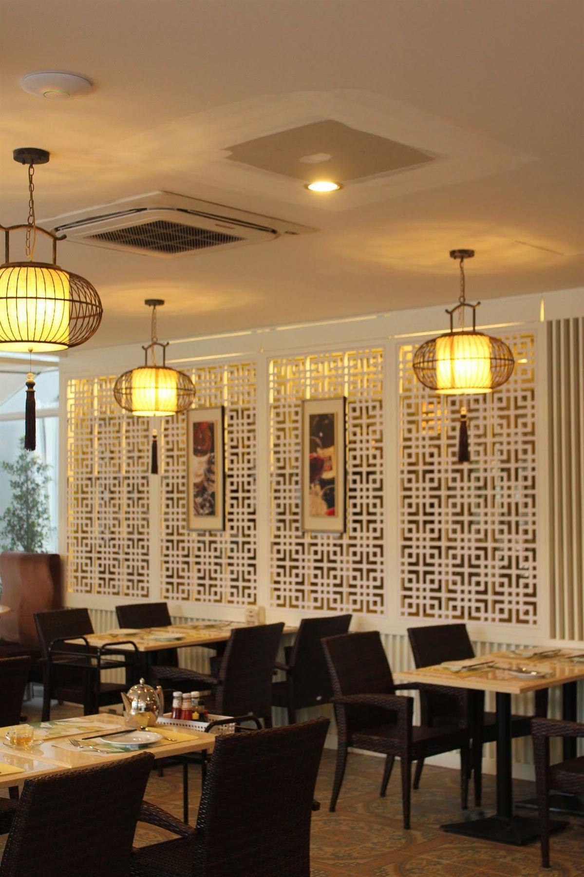 Hotel Sino Maison Patong