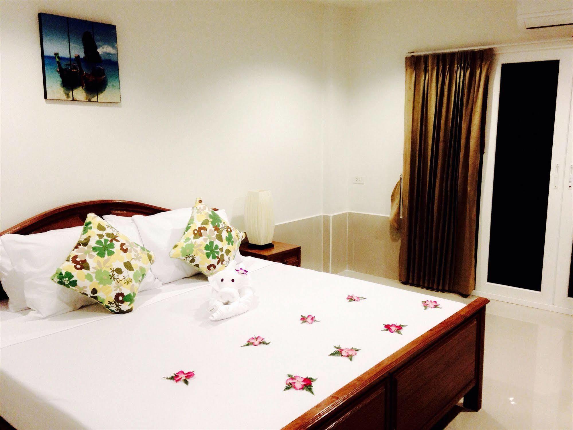 Aparthotel Siray House